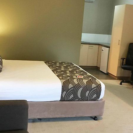 Blazing Stump Motel&Suites Wodonga Exterior foto