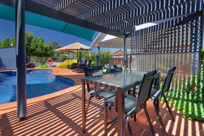 Blazing Stump Motel&Suites Wodonga Exterior foto