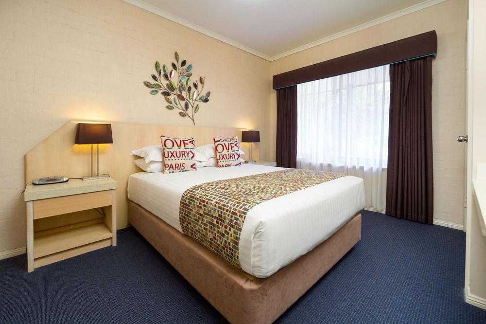 Blazing Stump Motel&Suites Wodonga Exterior foto