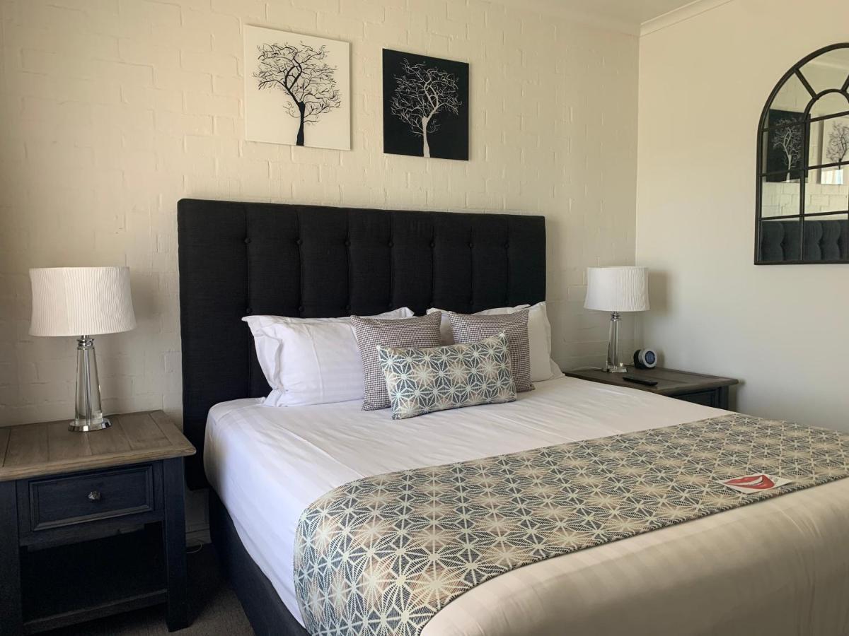Blazing Stump Motel&Suites Wodonga Exterior foto